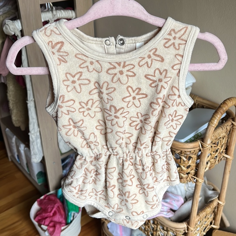 Rylee + Cru romper - Picture 5 of 8